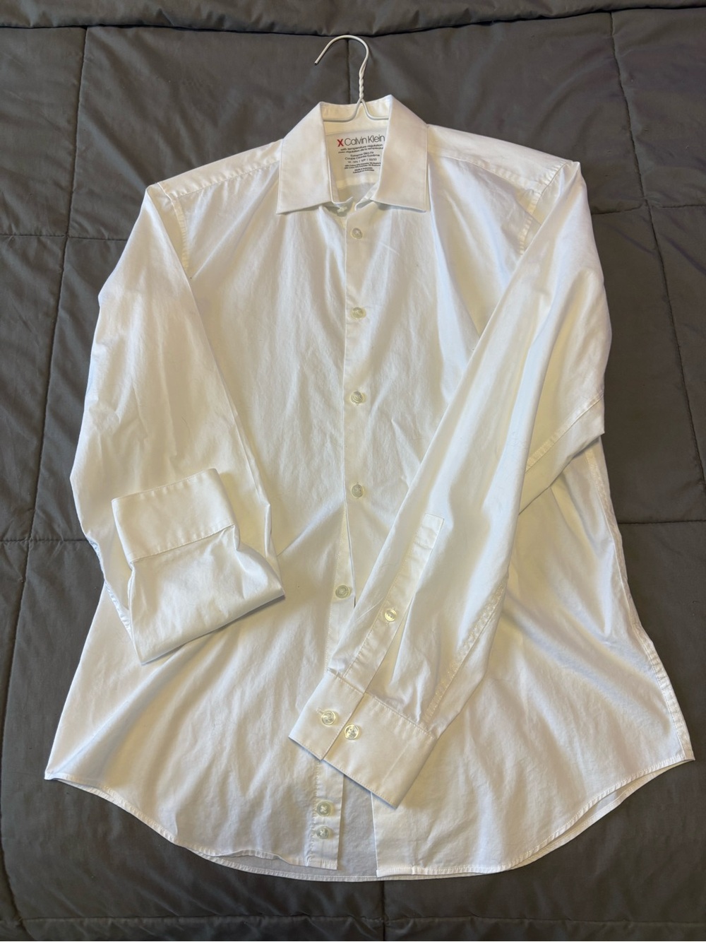Calvin Klein Brand new Men’s White Dress Shirt - Spread Collar Long Sleeve
